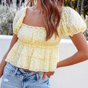 Olia Eyelet Puff Sleeve Peplum Ruffle Top Sz L Yellow White Polka Dots Peasant